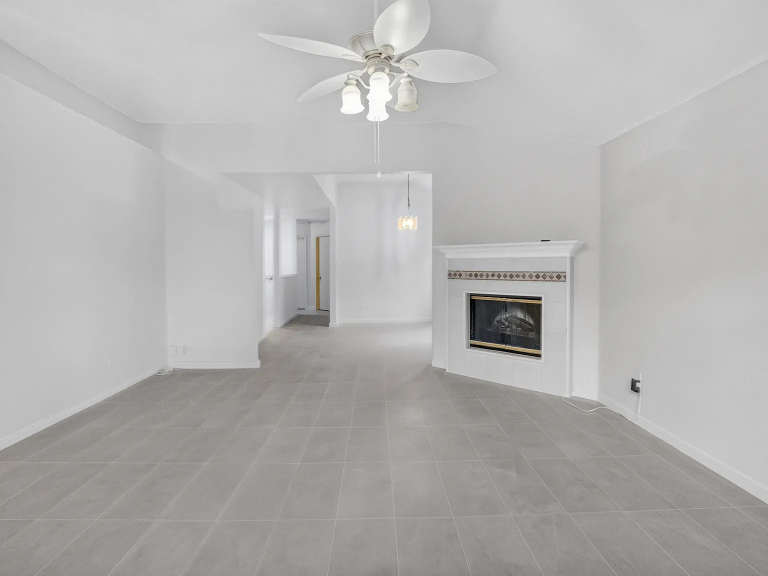 3 bed, 1575 sqft, $2,200 — Photo 3