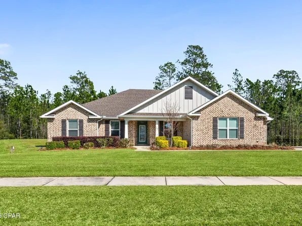 141 Gulf Pines Ct, Freeport, FL 32439