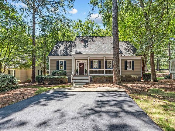 2nd image of 112 Seven Oaks Way