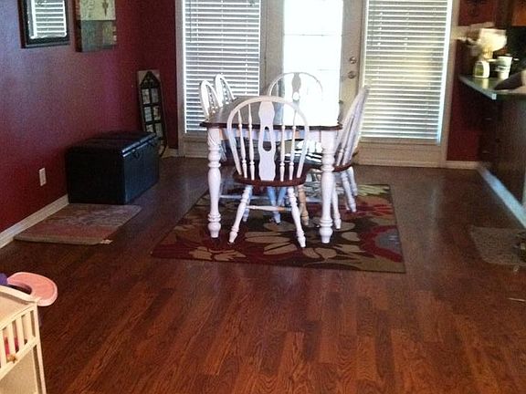 4th image of 317 Shady Oaks Dr