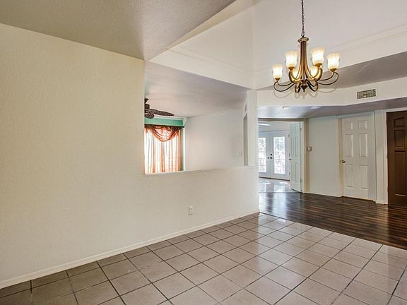 5th image of 2523 E Shaw Butte Dr