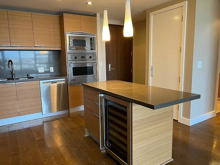 1325 Pacific Hwy #1506 — Photo 8