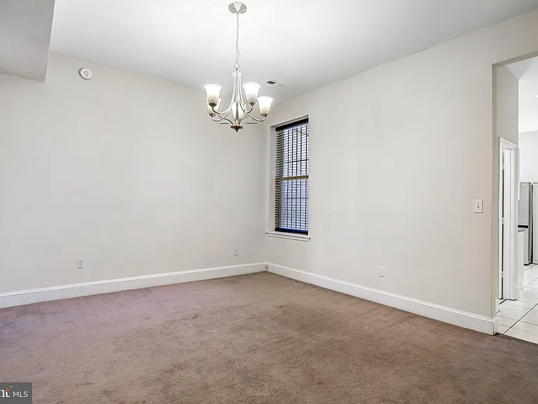 12 Rhode Island Ave NW — Photo 17