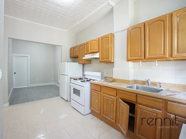 60-85 54th St #PRIVATE-BACK — Photo 4