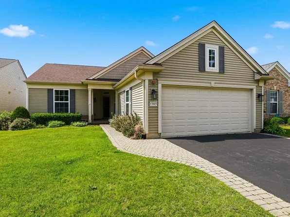 13905 Helena Rd, Huntley, IL 60142