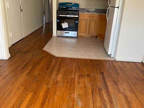 3rd image of 1216 Tinton Ave #3