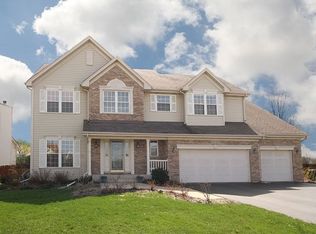 1272 Landfield Rd, Batavia, IL 60510