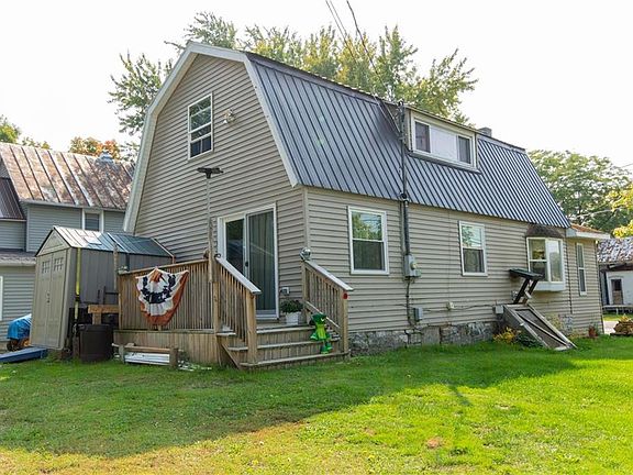5th image of 27458 Washington St