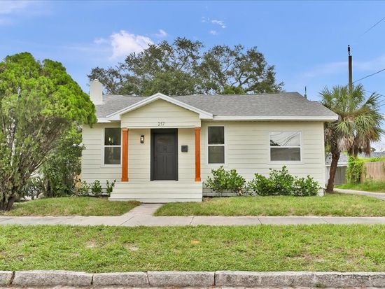 217 38th St N, Saint Petersburg, FL 33713