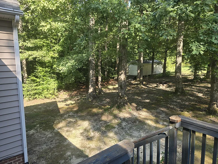 308 Madison Ct — Photo 17