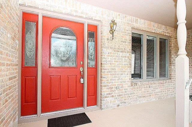 148 Greenwood Road - 148 — Photo 2