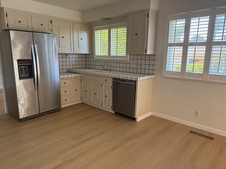 801 Marlin Ave — Photo 5