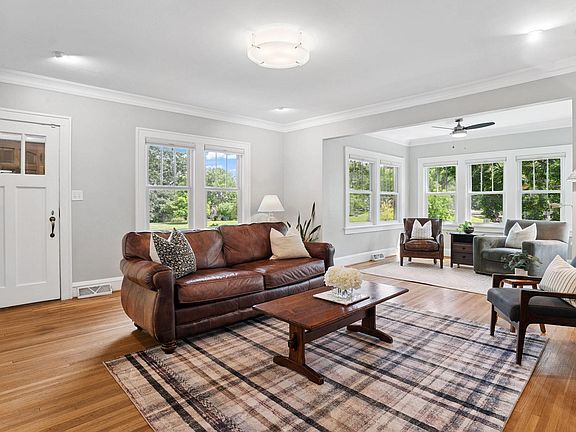 4th image of 1511 Branston St