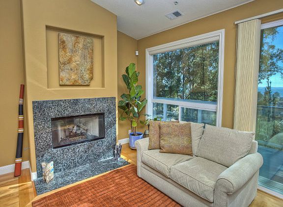 4th image of 23 Terrace Ave