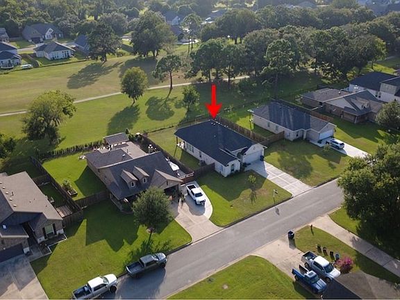 4th image of 439 S Amherst Dr