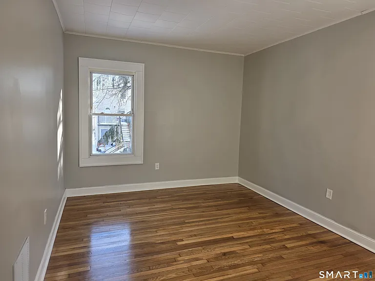 250 Bassett St #2 — Photo 7