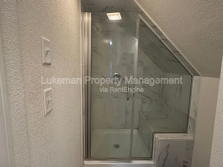 1315 Mills St #2 — Photo 12