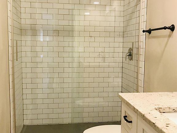 5th image of 7505 Bavarian Dr #1