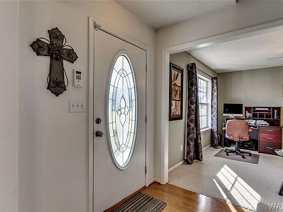 3rd image of 10480 Crystal Cove Ln