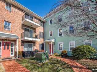 1007 Unicorn Way APT P001, Clifton, NJ 07011