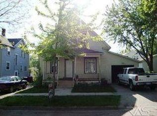 415 N Lincoln St, Canton, SD 57013