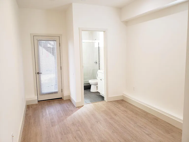 2741 Geary Blvd #B — Photo 7