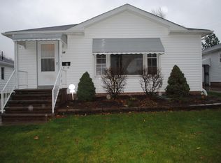 348 Paul St, Bedford, OH 44146