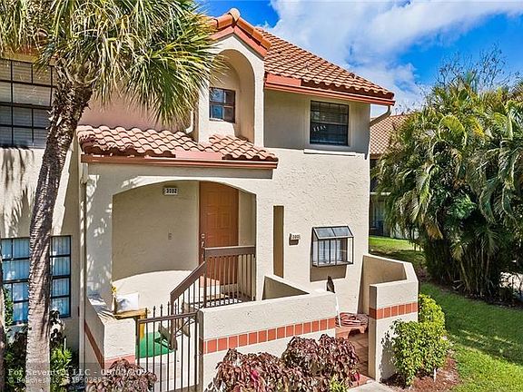 2nd image of 3002 Congressional Way #3002