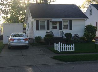 241 Lexington Ave, Elyria, OH 44035