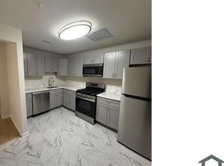 830 Quince Orchard Blvd #20, Gaithersburg, MD 20878