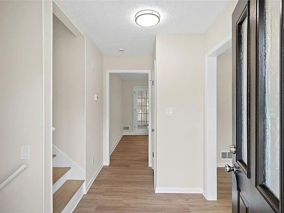 4th image of 4471 Myrtle Hill Rd NE