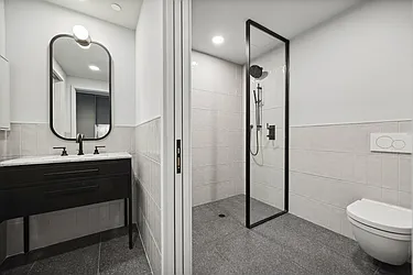 Rented by STAR CITIES INTERNATIONAL PROPERTY CORPORATION