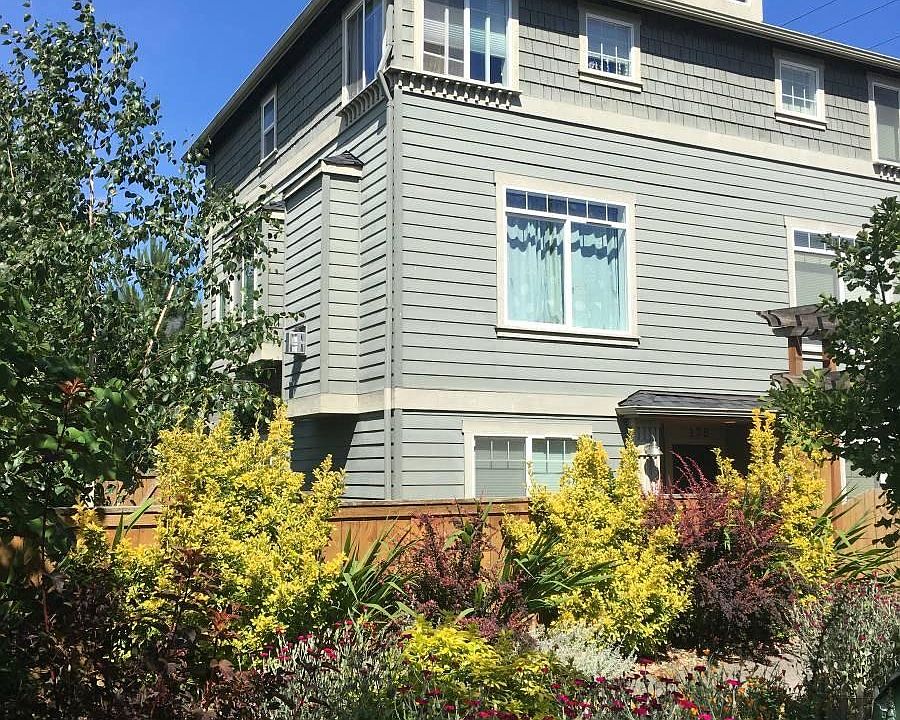 Front of house on 18th Ave