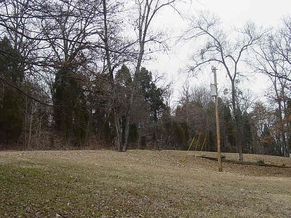 5th image of 1810 Hopkins Dr