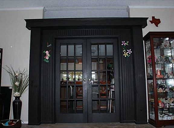 4th image of 211 Commanche Dr