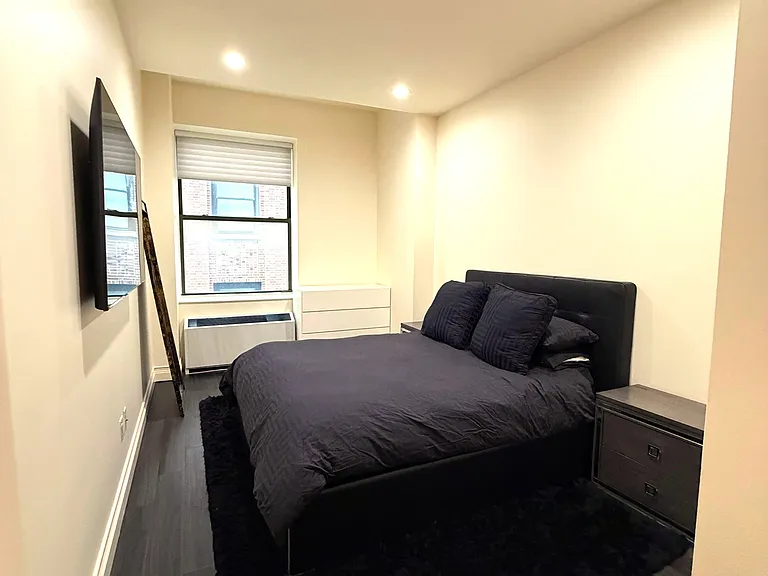 99 John St #707 — Photo 2