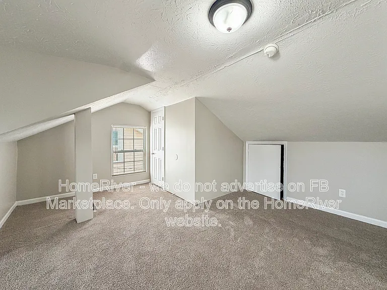 823 S 38th St — Photo 11