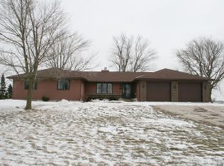 1534 W Ave, Ames, IA 50014