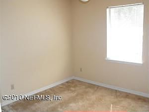 4th image of 49 College Dr APT 24