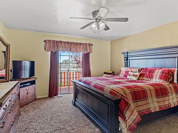 4th image of 2626 W Central Park Way