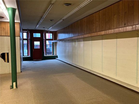 2nd image of 104-106 106 Main St