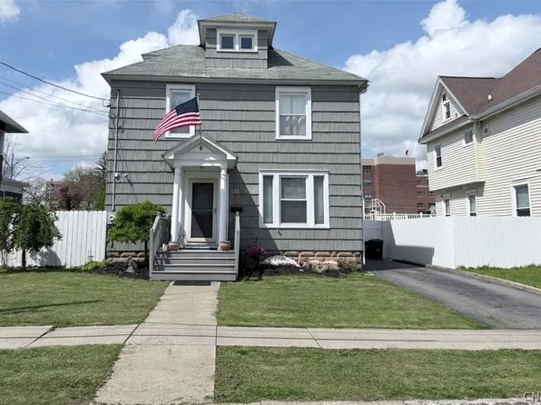 133 Curtis Pl, Auburn, NY 13021