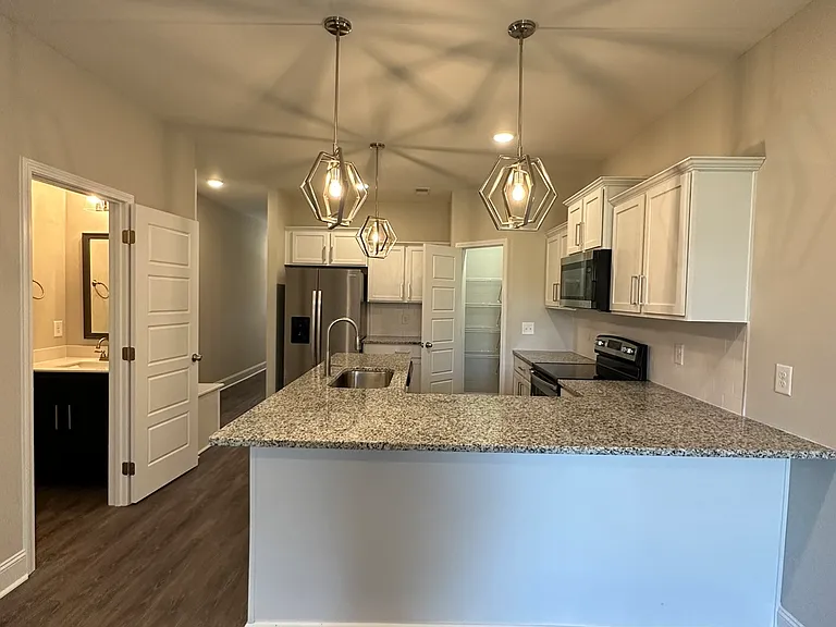 119 W Rossview Rd #3 — Photo 5