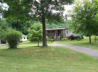 3430 Riverside Airport Dr, Zanesville, OH 43701