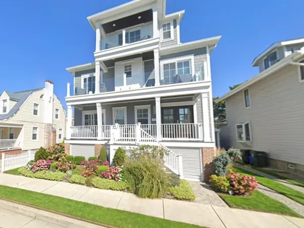 105 S Essex Ave, Margate, NJ 08402