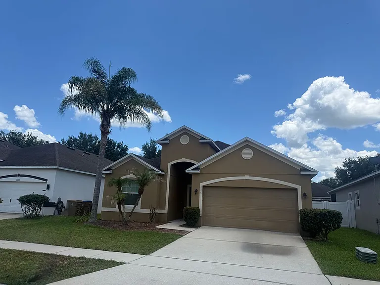 2855 Moonstone Bnd — Photo 1