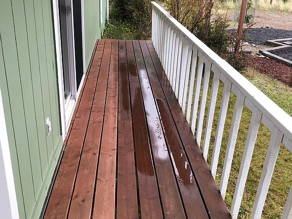 2nd image of 880 Pheasant Pl