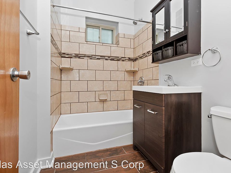 1st image of 6511 S California Ave #1E