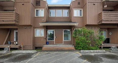 1 bed, 480 sqft, $1,295 — Photo 2