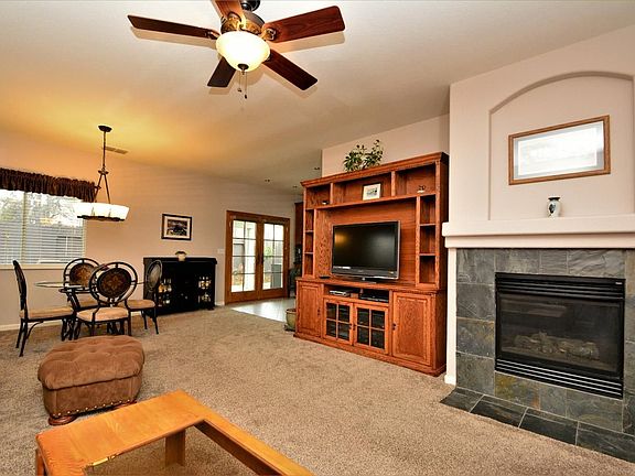 2nd image of 3316 Aleutian Island St